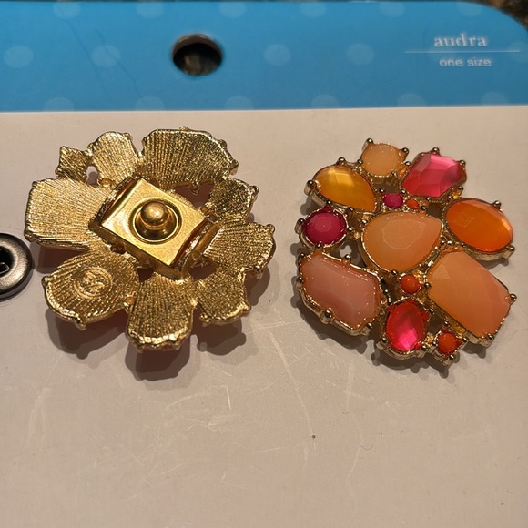 Lindsay Phillips Audra pink and orange snaps for sandals - Picture 3 of 4